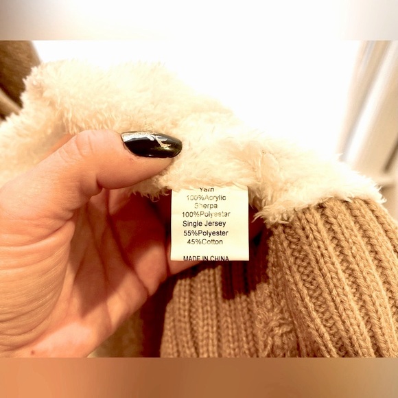 🍁Brand New Never Worn Cardigan! ~ Size Small - Picture 11 of 12